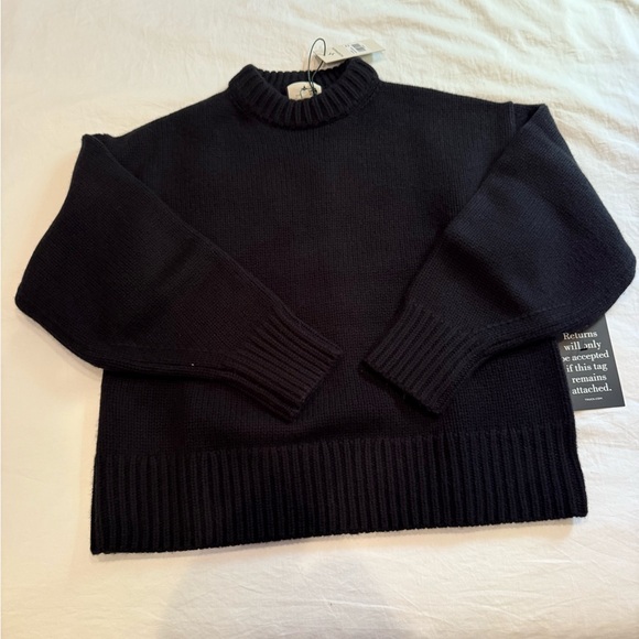 Tuckernuck Genevieve Sweater - Small - Picture 3 of 6